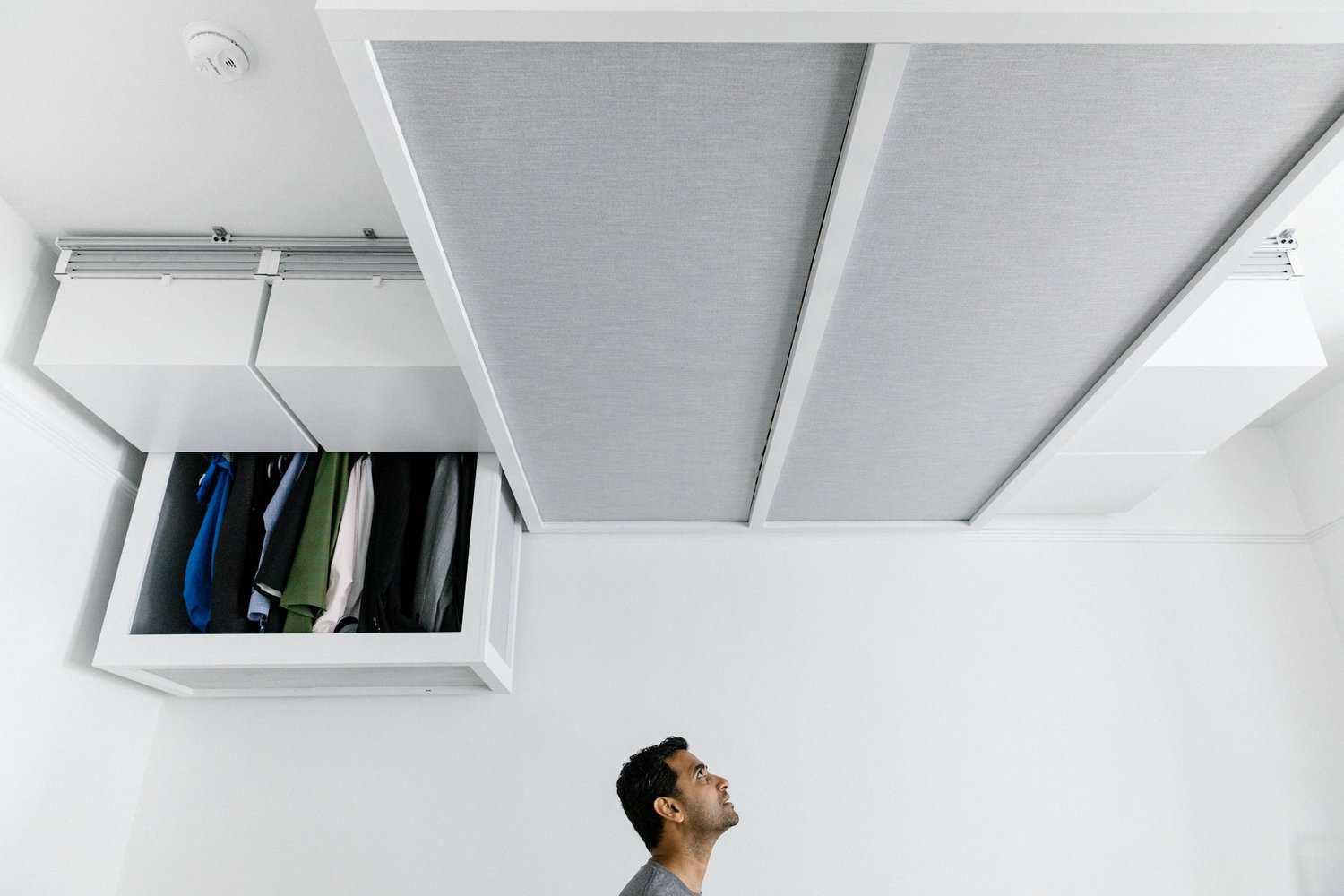 Robotics Start-up Proposes Smart, Motorized Ceiling Furniture